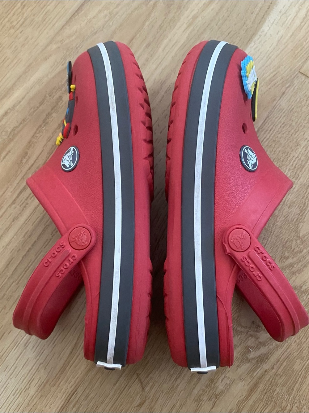 RED TODDLER CROCS CLOGS - Picture 5 of 10